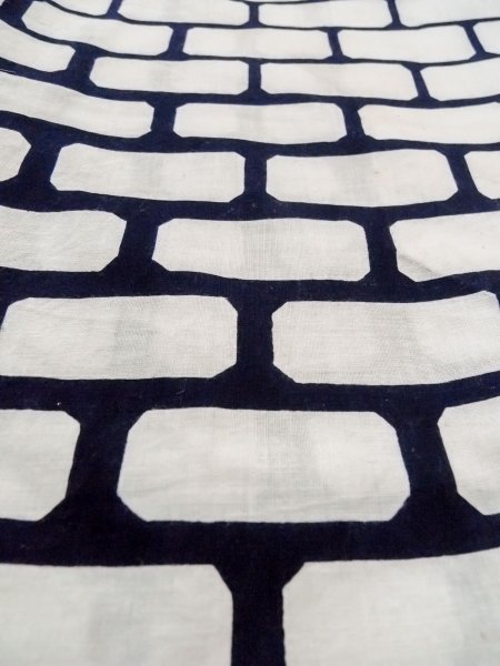 画像10: O0218H 女性用浴衣（日本製）  綿 白, 幾何学模様 【中古】【USED】【リサイクル】 ★☆☆☆☆【O0218H】 (10)