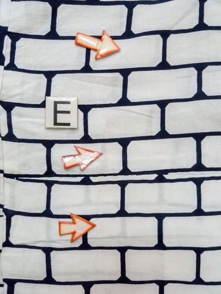 画像18: O0218H 女性用浴衣（日本製）  綿 白, 幾何学模様 【中古】【USED】【リサイクル】 ★☆☆☆☆【O0218H】 (18)