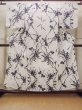 画像1: O0218L 女性用浴衣（日本製）  綿麻 オフ　ホワイト, 菊 【中古】【USED】【リサイクル】 ★★☆☆☆【O0218L】 (1)