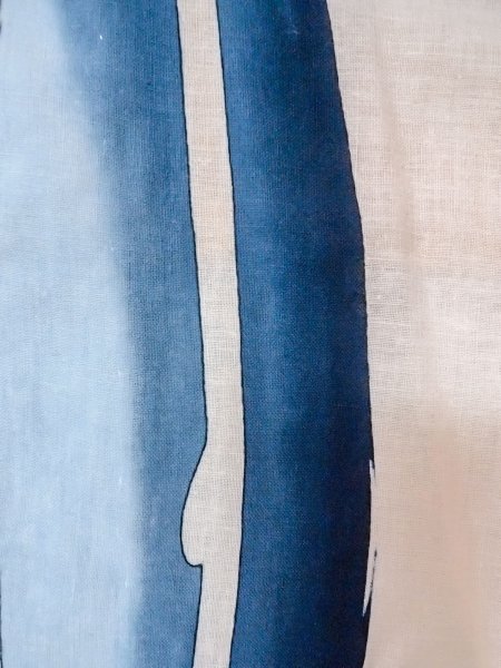 画像5: O0218N 女性用浴衣(日本製)  綿麻 オフ ホワイト, 抽象的模様 【中古】【USED】【リサイクル】 ★☆☆☆☆【O0218N】 (5)