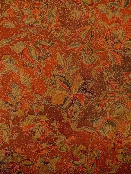 画像4: O0218S 女性用小紋  シルク（正絹） 赤み茶色, 唐花 【中古】【USED】【リサイクル】 ★★★★☆【O0218S】 (4)