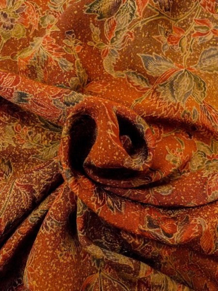 画像12: O0218S 女性用小紋  シルク（正絹） 赤み茶色, 唐花 【中古】【USED】【リサイクル】 ★★★★☆【O0218S】 (12)