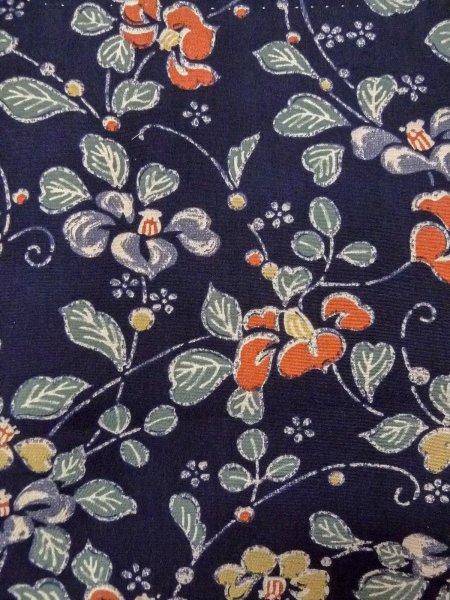 画像5: O0218T 女性用小紋  シルク（正絹） 藍, 花 【中古】【USED】【リサイクル】 ★★★☆☆【O0218T】 (5)