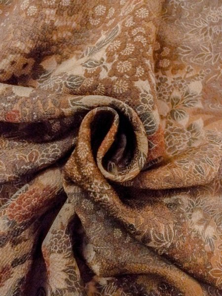 画像12: O0218W 女性用小紋  シルク（正絹） 茶色, 桜 【中古】【USED】【リサイクル】 ★★★★☆【O0218W】 (12)