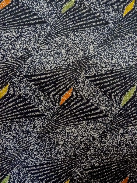 画像5: O0218Y 女性用小紋  シルク（正絹） 黒, 菱 【中古】【USED】【リサイクル】 ★★★★☆【O0218Y】 (5)