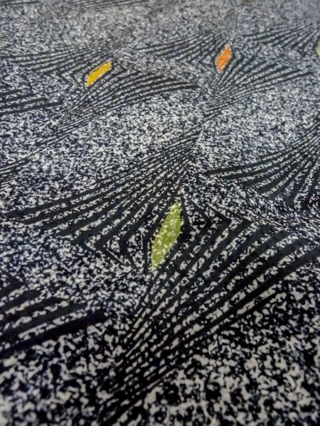 画像10: O0218Y 女性用小紋  シルク（正絹） 黒, 菱 【中古】【USED】【リサイクル】 ★★★★☆【O0218Y】 (10)