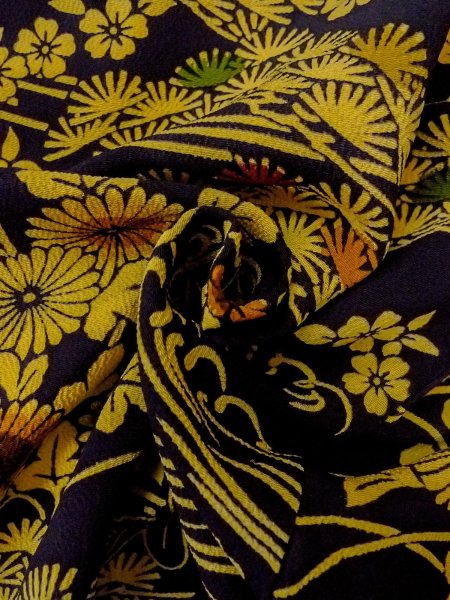 画像11: O0219B 女性用小紋  シルク（正絹） 深い紺, 花 【中古】【USED】【リサイクル】 ★★★☆☆【O0219B】 (11)