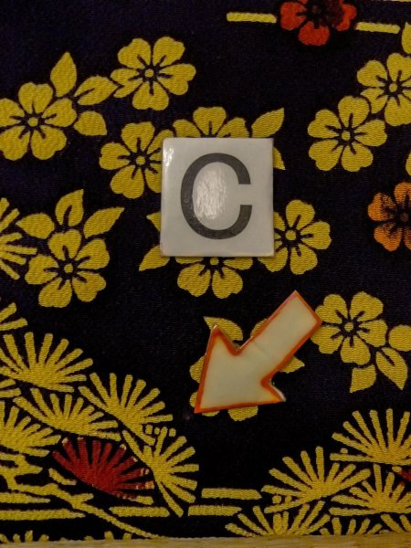 画像16: O0219B 女性用小紋  シルク（正絹） 深い紺, 花 【中古】【USED】【リサイクル】 ★★★☆☆【O0219B】 (16)