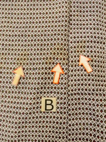 画像15: O0219C 女性用小紋  シルク（正絹） オフ　ホワイト, 小さな点々 【中古】【USED】【リサイクル】 ★☆☆☆☆【O0219C】 (15)