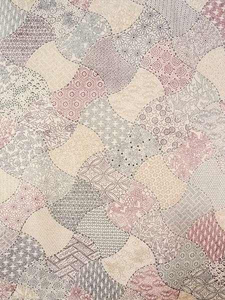 画像3: O0219D 女性用小紋  シルク（正絹） オフ　ホワイト, 菊 【中古】【USED】【リサイクル】 ★★★☆☆【O0219D】 (3)