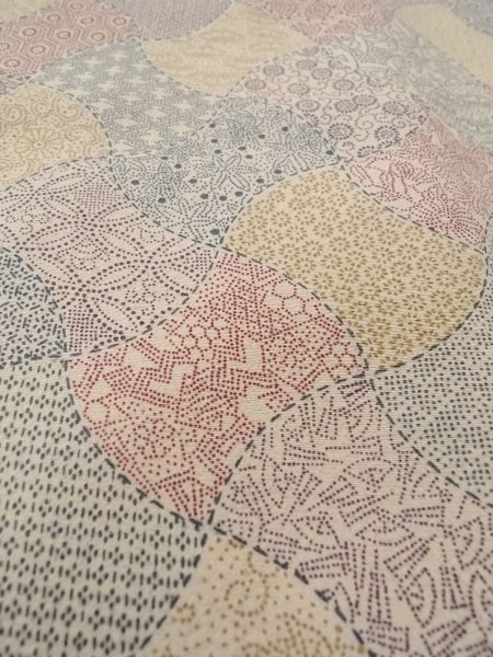 画像9: O0219D 女性用小紋  シルク（正絹） オフ　ホワイト, 菊 【中古】【USED】【リサイクル】 ★★★☆☆【O0219D】 (9)