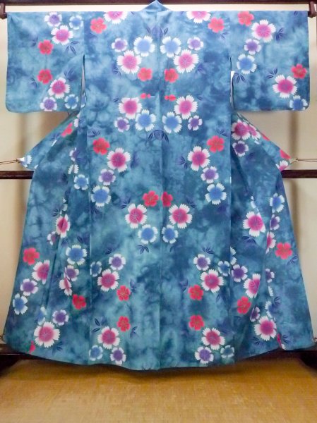 画像1: O0228A 女性用浴衣（海外製）  綿 淡い水色, 花 【中古】【USED】【リサイクル】 ★★☆☆☆【O0228A】 (1)