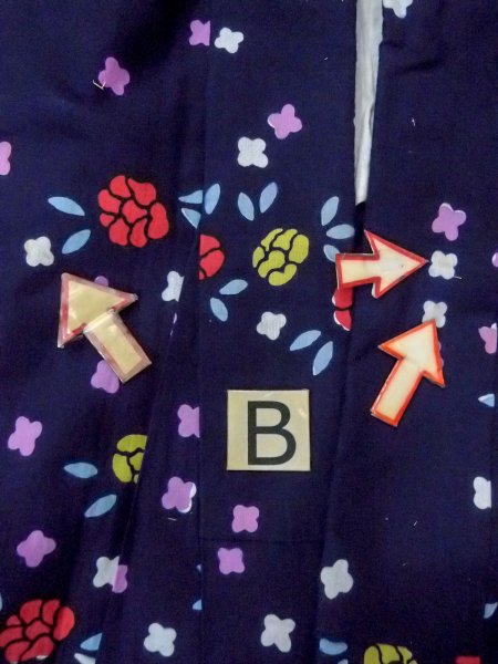 画像15: O0228G 女性用浴衣（日本製）  綿 藍, 花 【中古】【USED】【リサイクル】 ★★★☆☆【O0228G】 (15)