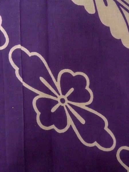 画像6: O0228H 女性用浴衣（日本製）  綿麻 白, 花 【中古】【USED】【リサイクル】 ★★☆☆☆【O0228H】 (6)