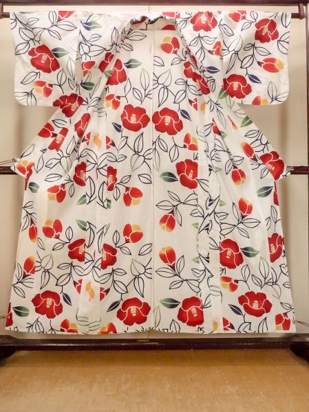 画像2: O0228I 女性用注染浴衣  綿 白, 椿 【中古】【USED】【リサイクル】 ★☆☆☆☆【O0228I】 (2)