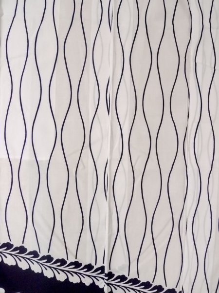 画像4: O0228M 女性用浴衣（日本製）  綿 白, 花 【中古】【USED】【リサイクル】 ★★★☆☆【O0228M】 (4)