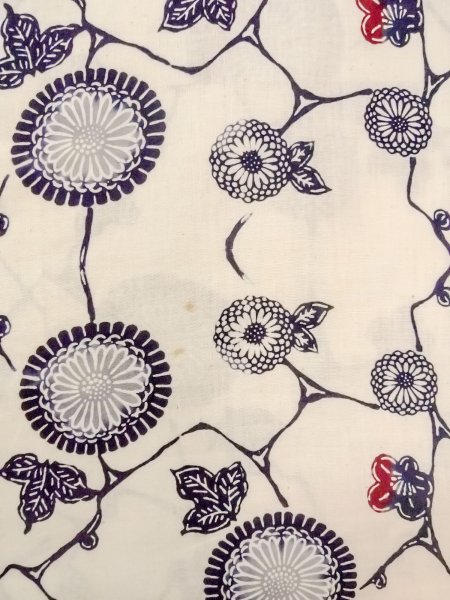 画像4: O0228O 女性用注染浴衣  麻 白, 菊 【中古】【USED】【リサイクル】 ★★☆☆☆【O0228O】 (4)