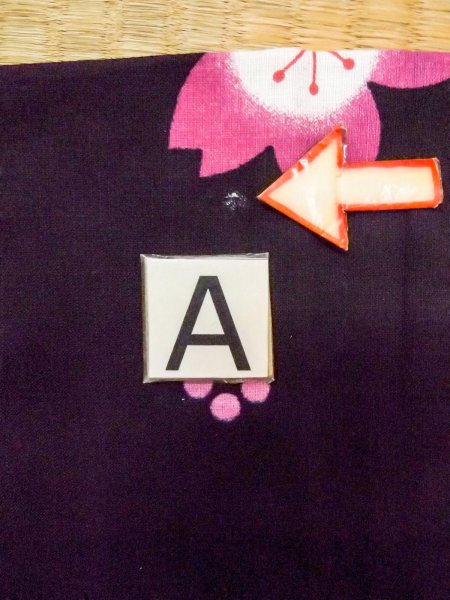 画像14: O0228R 女性用浴衣（海外製）  綿 黒, 桜 【中古】【USED】【リサイクル】 ★★★☆☆【O0228R】 (14)