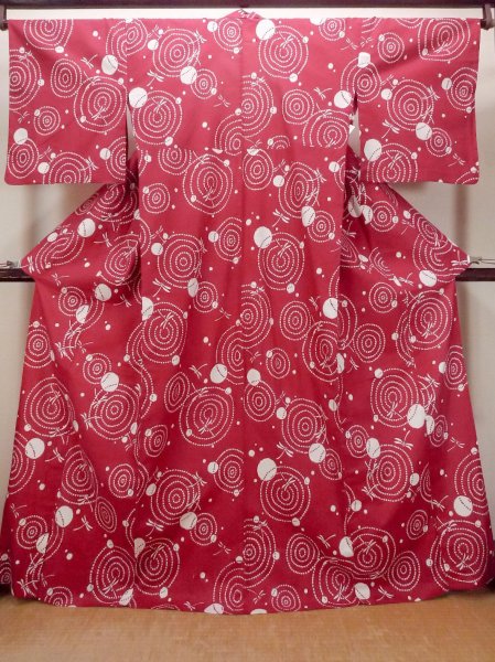 画像1: O0228S 女性用浴衣（海外製）  綿 鮮やか赤色, 丸 【中古】【USED】【リサイクル】 ★☆☆☆☆【O0228S】 (1)