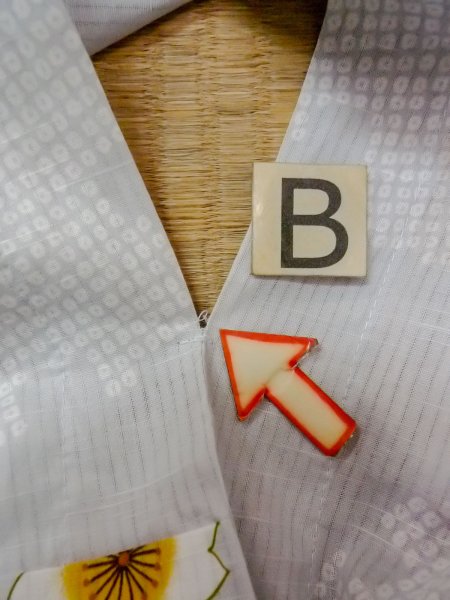 画像15: O0228U 女性用浴衣（海外製）  麻 薄い灰色, 桜 【中古】【USED】【リサイクル】 ★☆☆☆☆【O0228U】 (15)