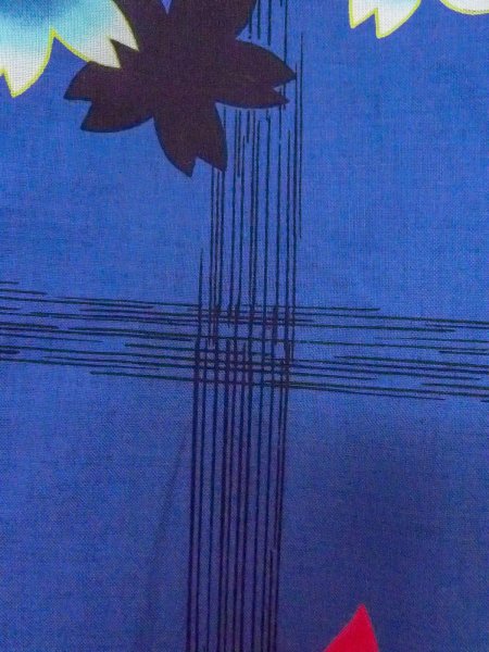 画像7: O0228V 女性用浴衣（海外製）  綿 深い藍, 桜 【中古】【USED】【リサイクル】 ★★★☆☆【O0228V】 (7)