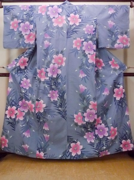 画像1: O0228W 女性用浴衣（海外製）  綿 青み灰色, あやめ 【中古】【USED】【リサイクル】 ★★☆☆☆【O0228W】 (1)