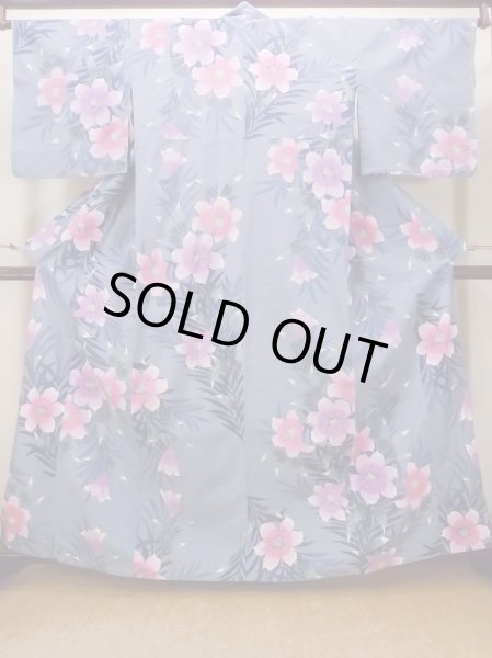 画像1: O0228W 女性用浴衣（海外製）  綿 青み灰色, あやめ 【中古】【USED】【リサイクル】 ★★☆☆☆【O0228W】 (1)