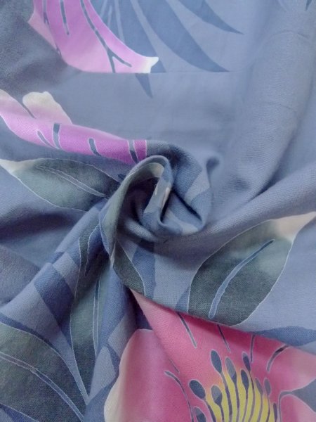 画像11: O0228W 女性用浴衣（海外製）  綿 青み灰色, あやめ 【中古】【USED】【リサイクル】 ★★☆☆☆【O0228W】 (11)