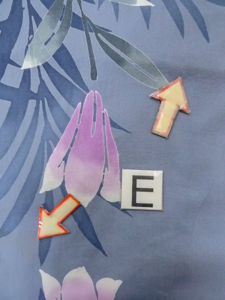 画像17: O0228W 女性用浴衣（海外製）  綿 青み灰色, あやめ 【中古】【USED】【リサイクル】 ★★☆☆☆【O0228W】 (17)