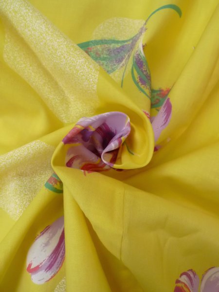 画像11: O0228Z 女性用浴衣（海外製）  綿 淡い黄色, 花 【中古】【USED】【リサイクル】 ★★★★☆【O0228Z】 (11)