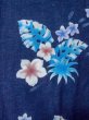 画像4: O0301C 女性用浴衣（海外製）  綿 紺, 花 【中古】【USED】【リサイクル】 ★★★★☆【O0301C】 (4)