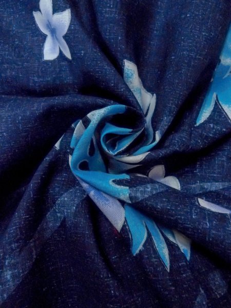 画像12: O0301C 女性用浴衣（海外製）  綿 紺, 花 【中古】【USED】【リサイクル】 ★★★★☆【O0301C】 (12)