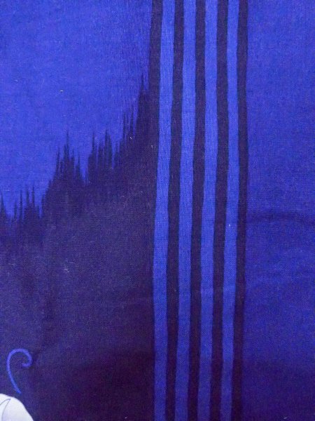 画像7: O0301D 女性用浴衣（海外製）  綿 深い青, 花 【中古】【USED】【リサイクル】 ★★★☆☆【O0301D】 (7)