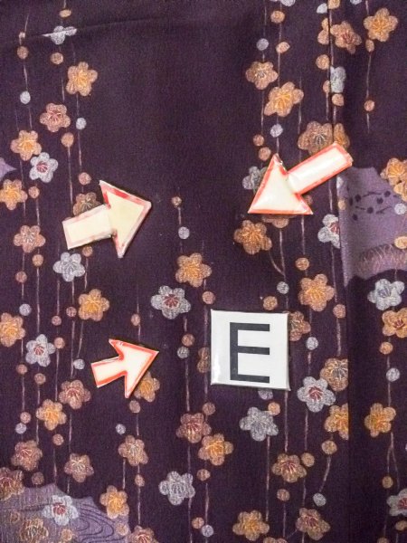 画像18: O0312A 女性用小紋  シルク(正絹) 深い紫色, 梅 【中古】【USED】【リサイクル】 ★★★☆☆【O0312A】 (18)