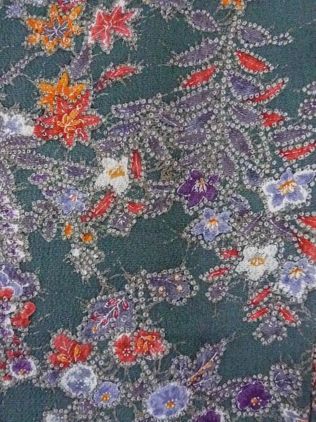 画像7: O0312B 女性用小紋  シルク(正絹) 深い緑色, ぼたん 【中古】【USED】【リサイクル】 ★★★★☆【O0312B】 (7)