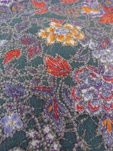 画像8: O0312B 女性用小紋  シルク(正絹) 深い緑色, ぼたん 【中古】【USED】【リサイクル】 ★★★★☆【O0312B】 (8)