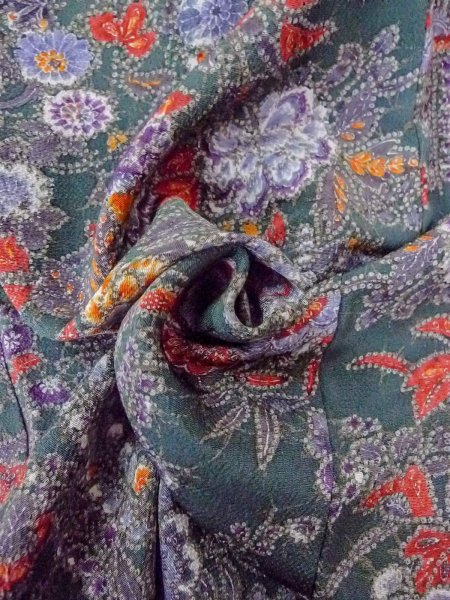 画像12: O0312B 女性用小紋  シルク(正絹) 深い緑色, ぼたん 【中古】【USED】【リサイクル】 ★★★★☆【O0312B】 (12)