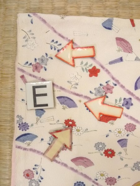 画像18: O0312E 女性用小紋  シルク(正絹) オフ ホワイト, 菊 【中古】【USED】【リサイクル】 ★★☆☆☆【O0312E】 (18)