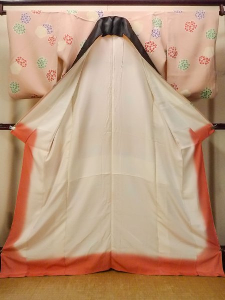 画像2: O0312H 女性用小紋  シルク（正絹） 薄い桃色, 梅 【中古】【USED】【リサイクル】 ★☆☆☆☆【O0312H】 (2)