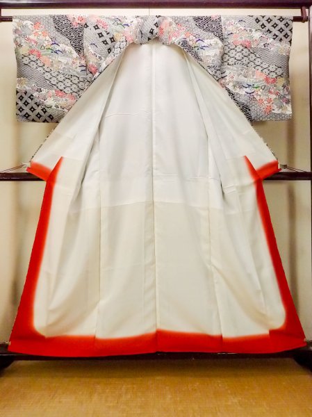 画像2: O0312J 女性用小紋  シルク(正絹) 黒, 桜 【中古】【USED】【リサイクル】 ★★★☆☆【O0312J】 (2)