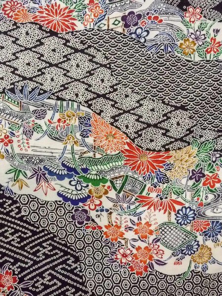 画像4: O0312J 女性用小紋  シルク(正絹) 黒, 桜 【中古】【USED】【リサイクル】 ★★★☆☆【O0312J】 (4)