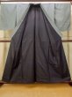 画像2: O0312M 男性用着物 結城紬 シルク（正絹） 淡い灰色, 亀甲 【中古】【USED】【リサイクル】 ★★★☆☆【O0312M】 (2)