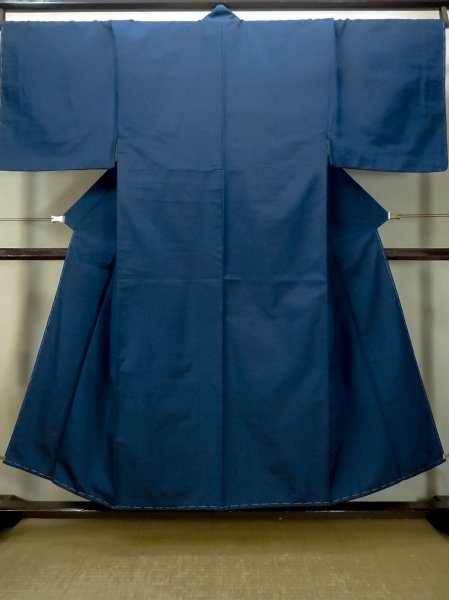 画像1: O0312O 男性用着物  シルク（正絹） 深い紺,  【中古】【USED】【リサイクル】 ★★★★☆【O0312O】 (1)