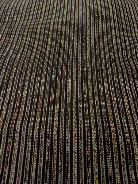 画像9: O0312S 男性用着物 大島紬 シルク（正絹） 黒, 縞 【中古】【USED】【リサイクル】 ★★★☆☆【O0312S】 (9)