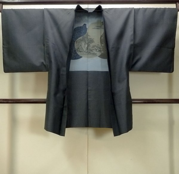 画像1: O0312V 男性用羽織  シルク（正絹） 深い藍, 亀甲 【中古】【USED】【リサイクル】 ★★☆☆☆【O0312V】 (1)