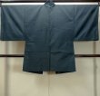 画像2: O0313B 男性用羽織 大島紬 シルク（正絹） 紺, 亀甲 【中古】【USED】【リサイクル】 ★★★☆☆【O0313B】 (2)