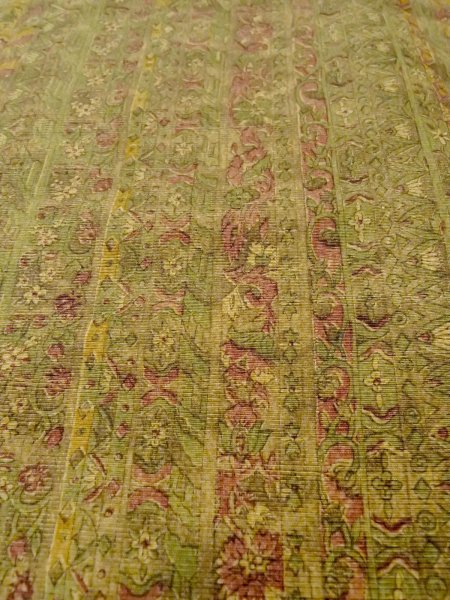 画像8: O0328B 女性用紬  シルク(正絹) 灰色がかった緑色, 唐花 【中古】【USED】【リサイクル】 ★★★☆☆【O0328B】 (8)