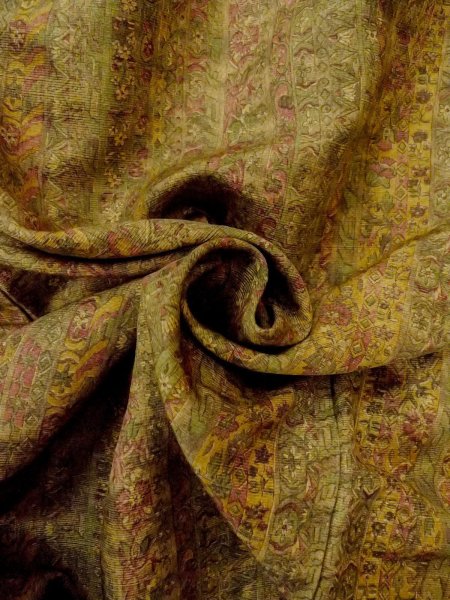 画像11: O0328B 女性用紬  シルク(正絹) 灰色がかった緑色, 唐花 【中古】【USED】【リサイクル】 ★★★☆☆【O0328B】 (11)