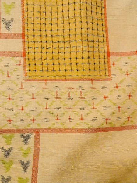 画像6: O0328C 女性用紬  シルク(正絹) ベージュ, 四角 【中古】【USED】【リサイクル】 ★★★☆☆【O0328C】 (6)