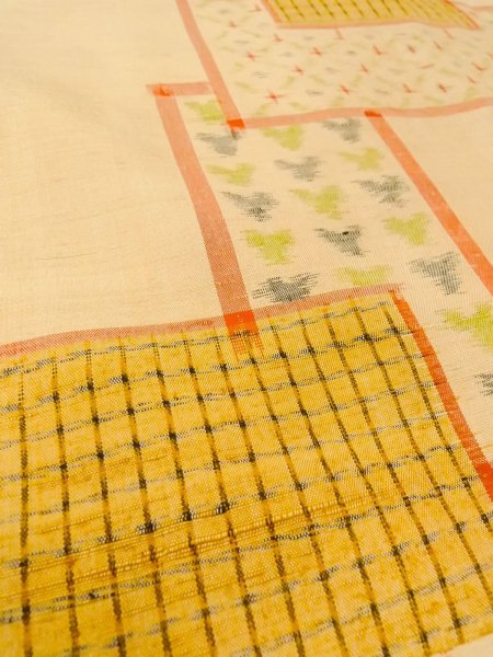 画像8: O0328C 女性用紬  シルク(正絹) ベージュ, 四角 【中古】【USED】【リサイクル】 ★★★☆☆【O0328C】 (8)